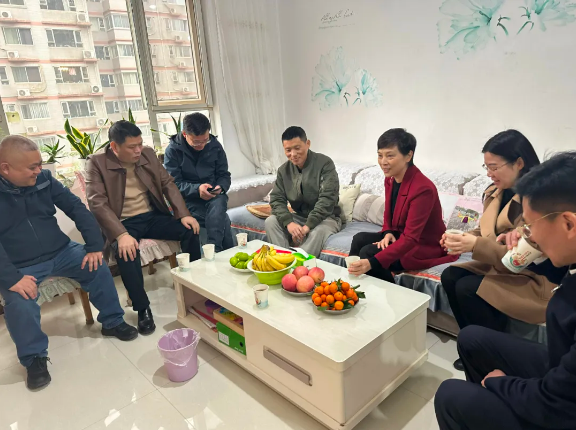 小年送溫暖 情暖意更濃——劉鳳娟一行到中南建設集團開展春節(jié)“送溫暖”活動